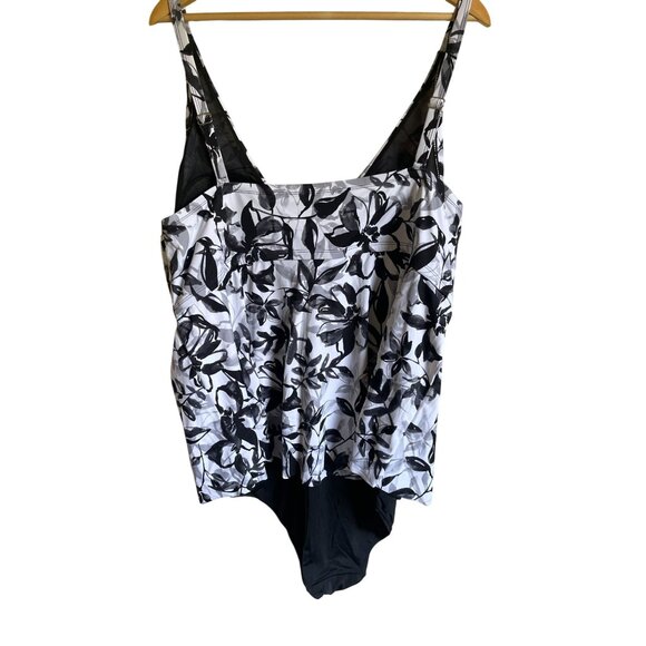 New! Swimsuits for All Size 28 Black White Leaf Print One Piece Swimsuit Molded - Picture 2 of 7